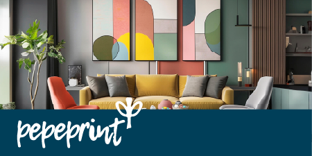 Moderne Wohnzimmerdekoration mit bunten Wandbildern Ein stilvoll eingerichtetes Wohnzimmer mit Wandbildern